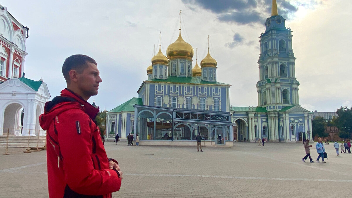 На территории Тульского Кремля расположены два собора - Успенский и Богоявленский