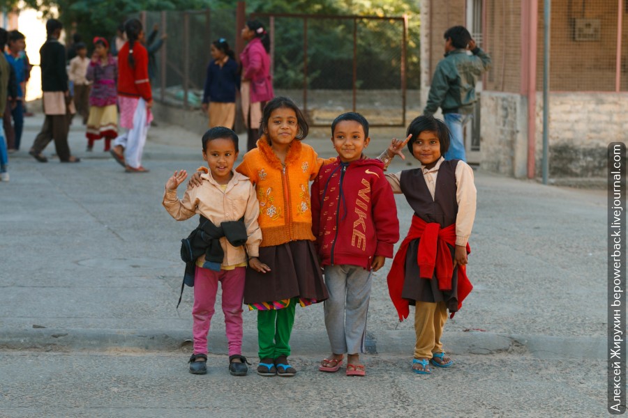 Как учатся дети в индийских школах Дальние дали