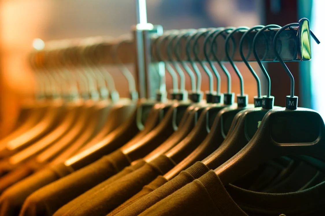 Часть магазинов Zara и Massimo Dutti может возобновить работу в России уже в июне Общество