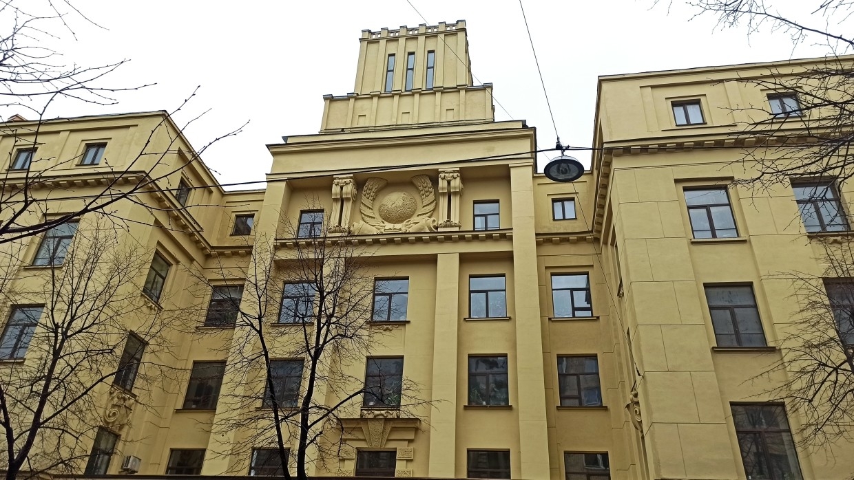 Ректор Финансового университета при Правительстве России уйдет с поста 15 ноября