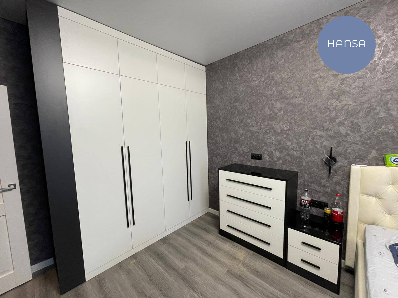 Встроенный шкаф в спальню на заказ от Ханса Мебель