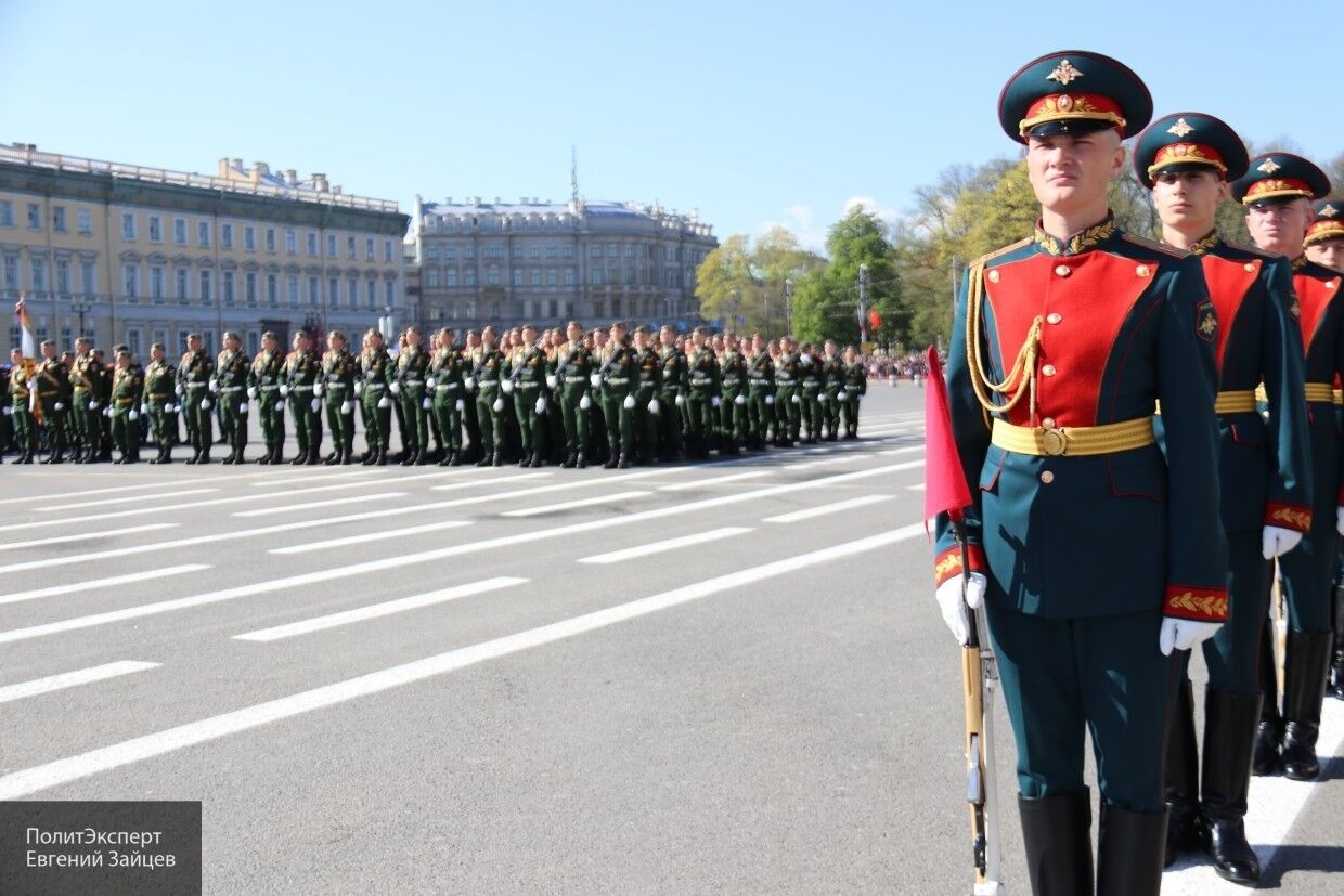 Парад победы командующий. Командующий ЗВО 2020. Парад Победы 2020 в Санкт Петербурге. Армия РФ на параде главнокомандующий. Солдаты ЗВО.