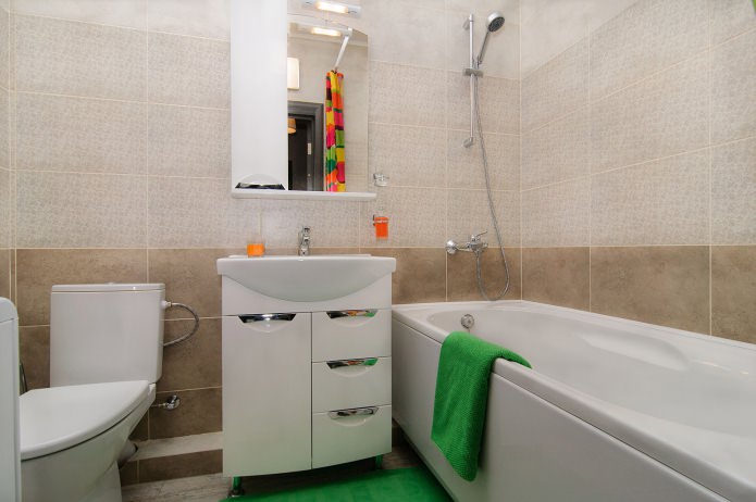 ванная комната в интерьере однокомнатной квартиры 42 кв. м.