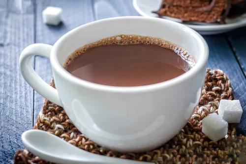 Какао: почему этот напиток идеален для прохладного времени года и для женщин после 40 лет.