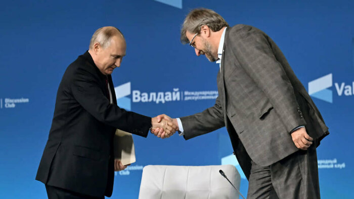 Фёдор Лукьянов и Владимир Путин.