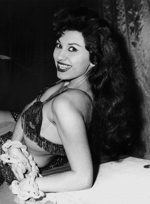 Стамбульская стриптизерша, вдохновившая Федерико Феллини Стамбульская стриптизерша, вдохновившая Федерико Феллини