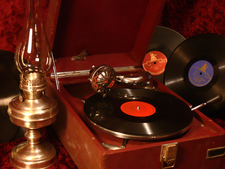 Граммофон и патефон как предмет декора винтажного интерьера Граммофон и патефон как предмет декора винтажного интерьера идеи для дома,интерьер и дизайн