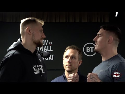 Волков и Аспиналл провели битву взглядов перед боем на UFC Fight Night 204 (видео)
