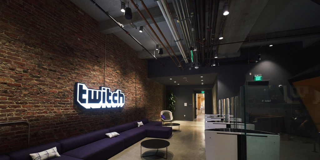 Rambler требует заблокировать Twitch в России