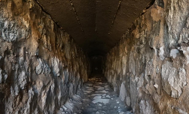 В центре Владивостока случайно нашли тоннель, тайно построенный 100 лет назад китайцами
