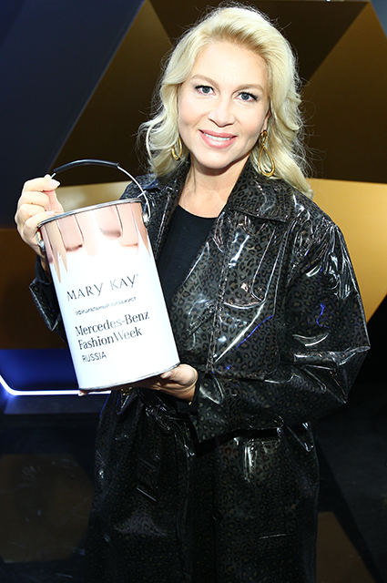 Ирина Безрукова, Оксана Федорова и другие гости недели моды Mercedes-Benz Fashion Week Russia Ирина Безрукова, Оксана Федорова и другие гости недели моды Mercedes-Benz Fashion Week Russia Светская жизнь