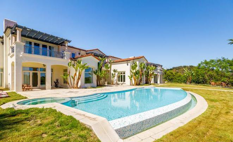 В гостях у принца Саудовской Аравии: экскурсия по его дому в Лос-Анджелесе с 39 ванными комнатами Стиль жизни,Дома звезд