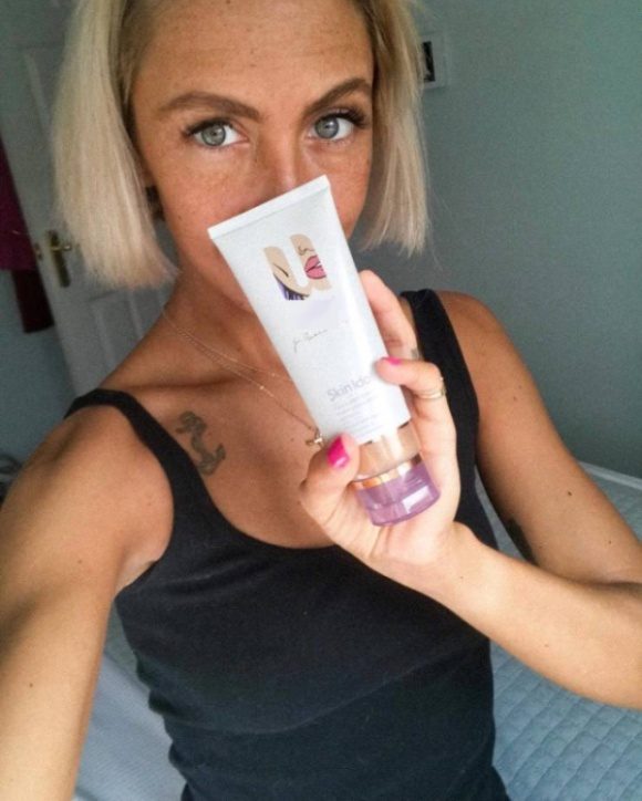 Как женщины наводят марафет. Тогда и сейчас 