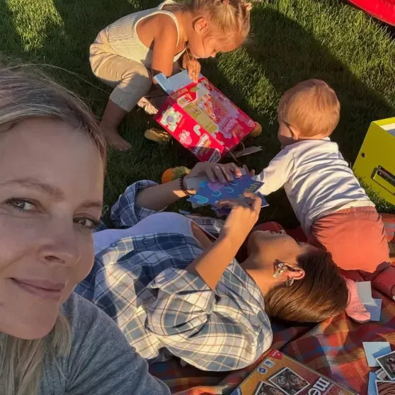 Виктория Манасир отпраздновала 45-летие в кругу семьи и друзей