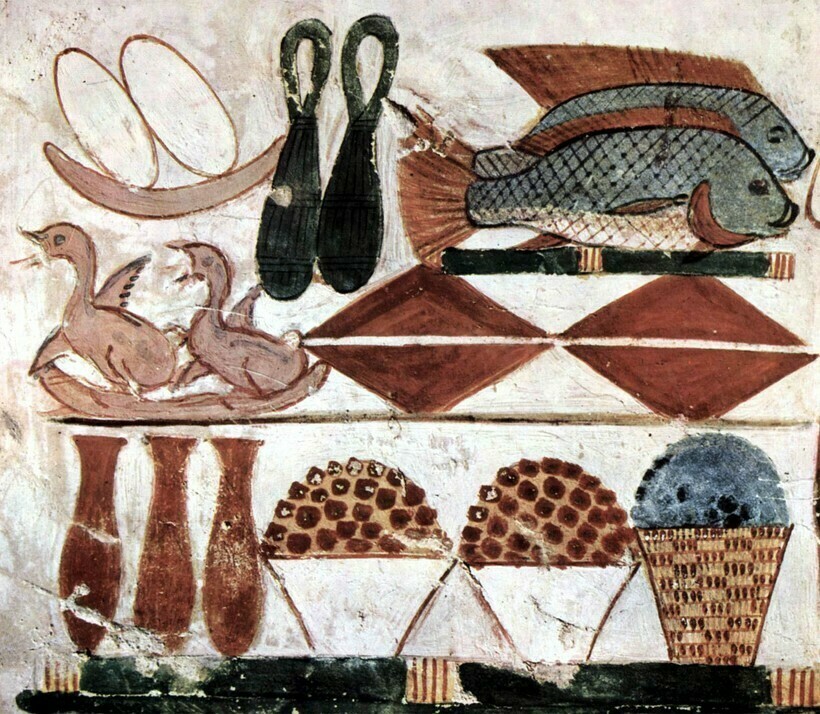 Древние изображения также свидетельствуют о том, что однообразным рацион египтян не был