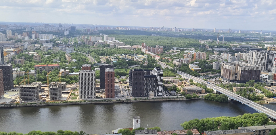 Собянин: Москва не сократит инвестиции в развитие города