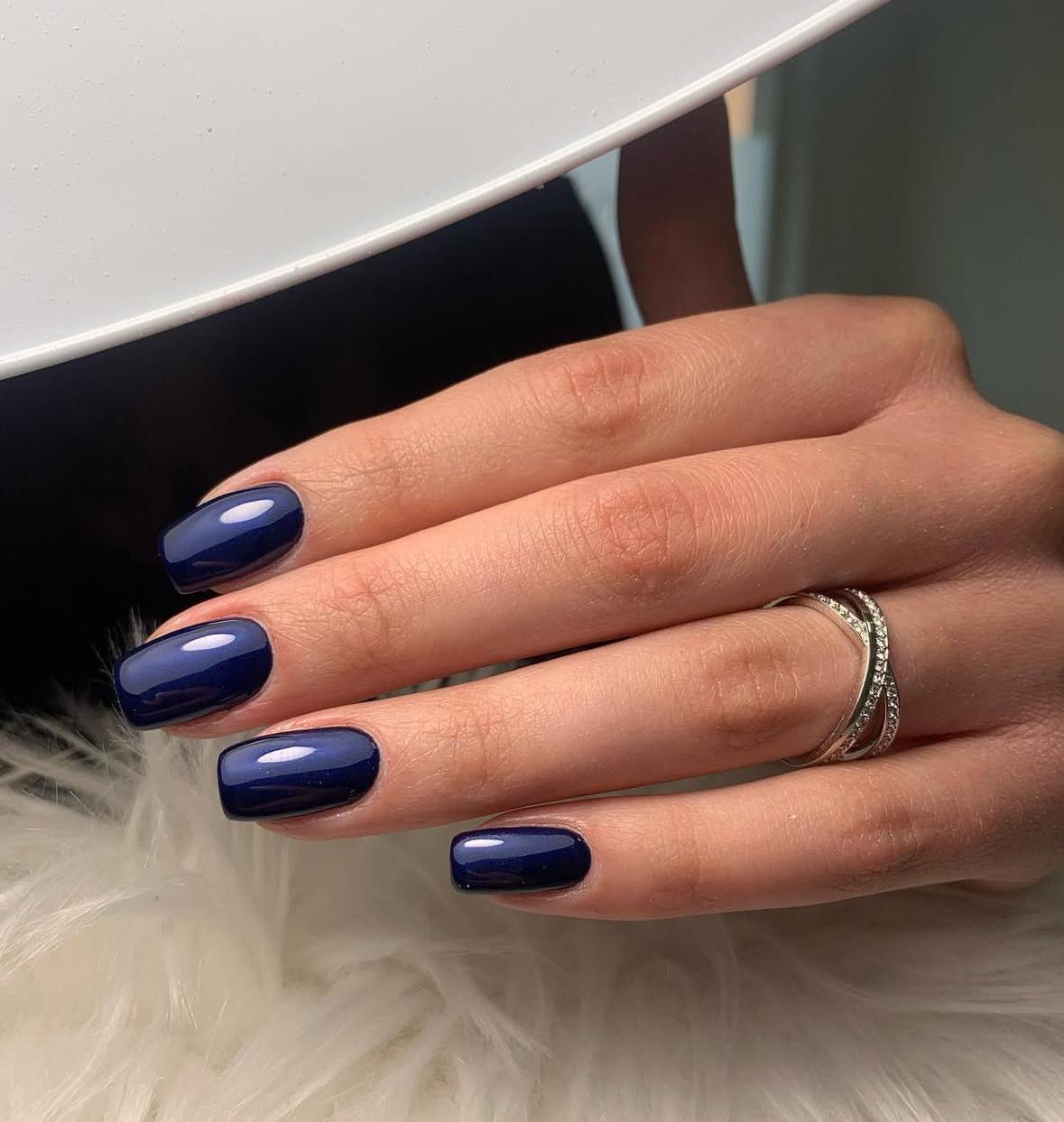 Денежный маникюр на декабрь 2025