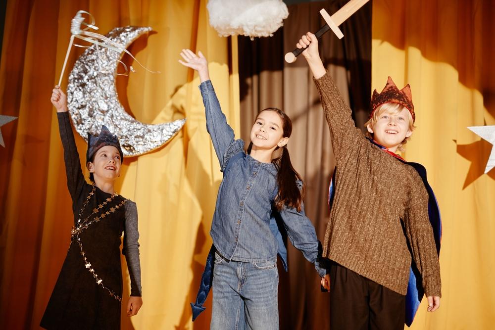 «Театральная азбука»: новый проект, который помогает детям познакомиться с театральным искусством театра, детей, театре, театр, после, Evgeny, сейчас, артистов, Малого, спектакля, Малый, больше, занятия, можно, группы, которые, проект, детьми, студии, конечно