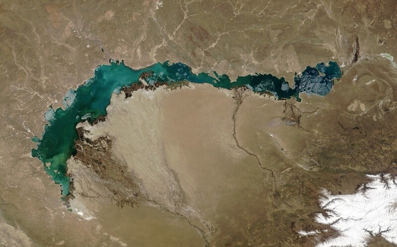 Балхаш — удивительное озеро с разной водой Балхаш,Казахстан
