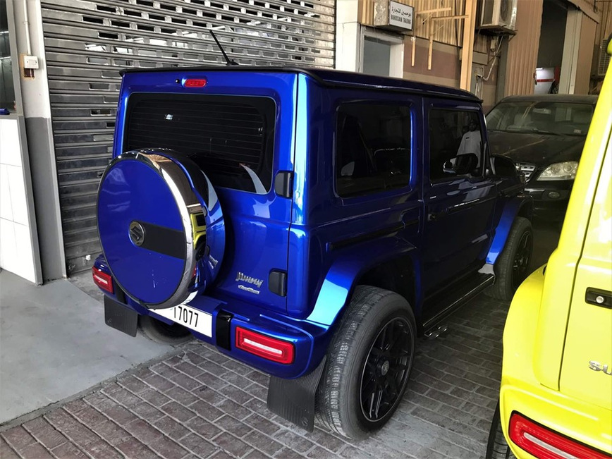 Китайский тюнер превратил Suzuki Jimny в достаточно точную реплику Mercedes-AMG G63 Китайский тюнер превратил Suzuki Jimny в достаточно точную реплику Mercedes-AMG G63 Марки и модели,тюнинг