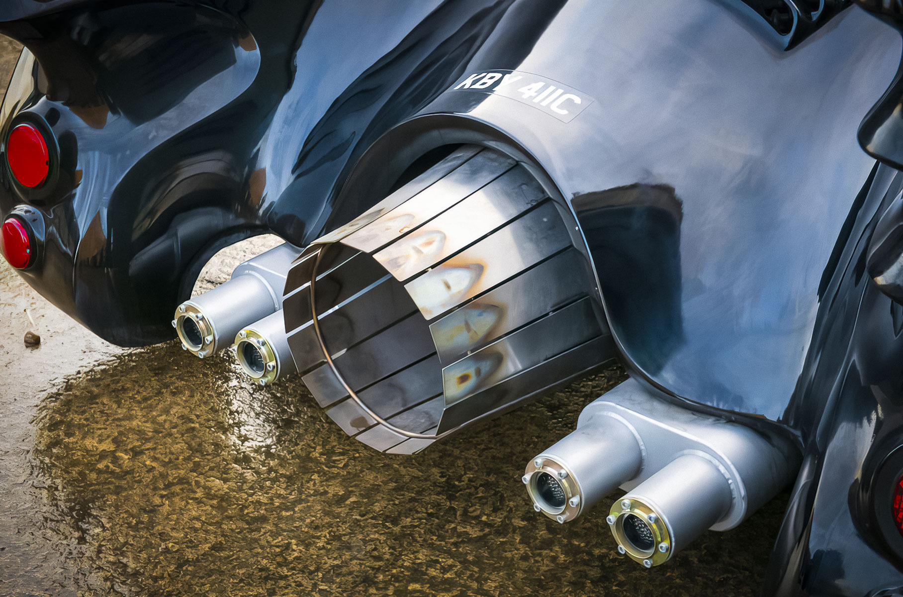 На продажу выставили «Бэтмобиль», на котором можно ездить по дорогам общего пользования Новости