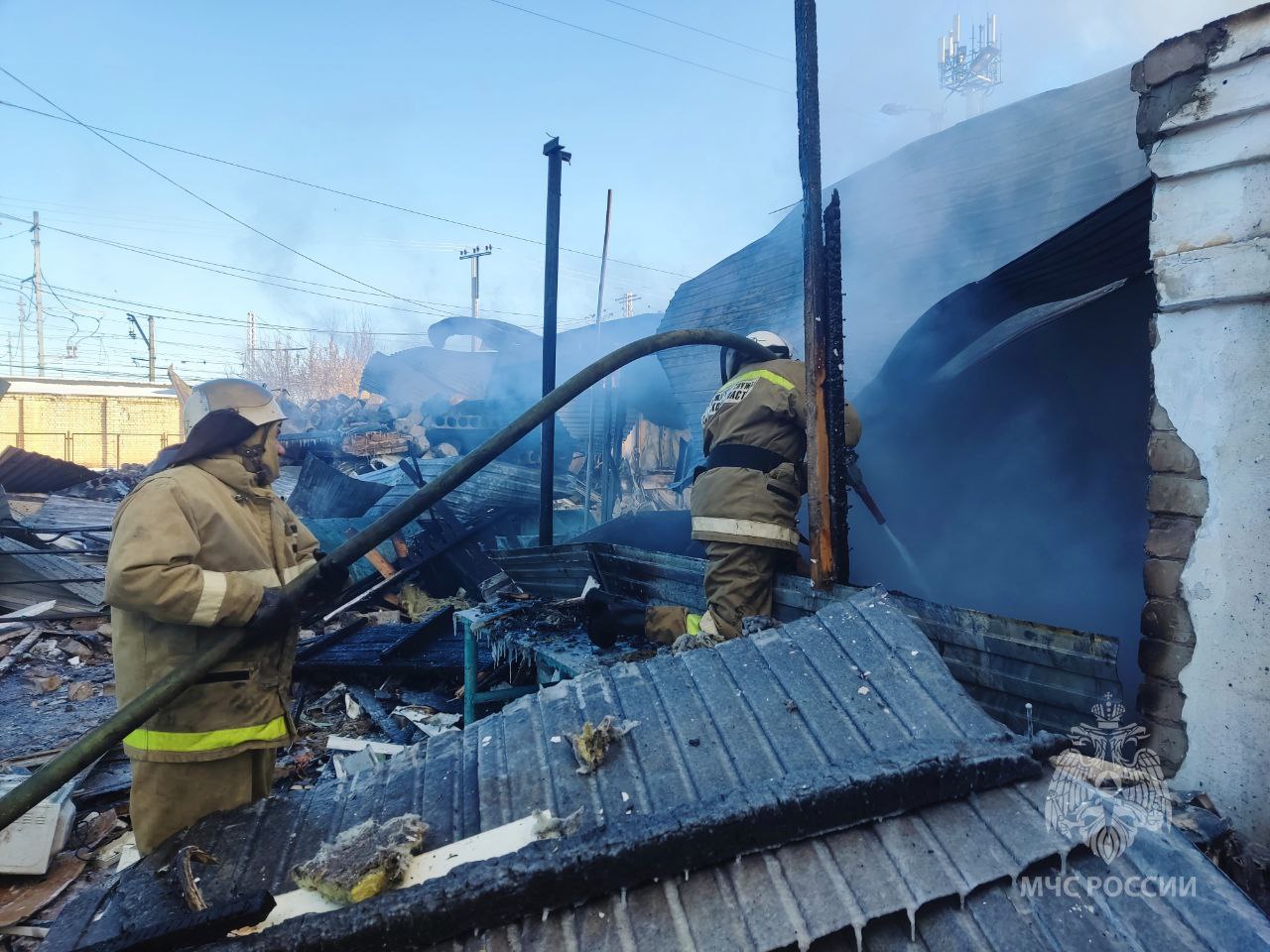 15 января 2023 г. Кинель рынок пожар. Пожар на рынке в Кинеле. Кинель пожар на Колхозном рынке. Пожары в Самарской области.