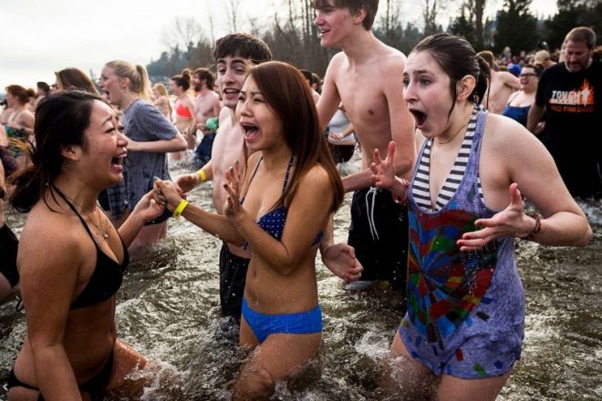 30+ душевных фотографий с крещенских купаний, на которых многие смогут узнать себя холодно, ледяной, купания, хочется, Крещение, просто, будет, Когда, Девушка, равно, ктото, мужчина, быстро, которые, кричать, купаться, настолько, этого, кальян, проруби