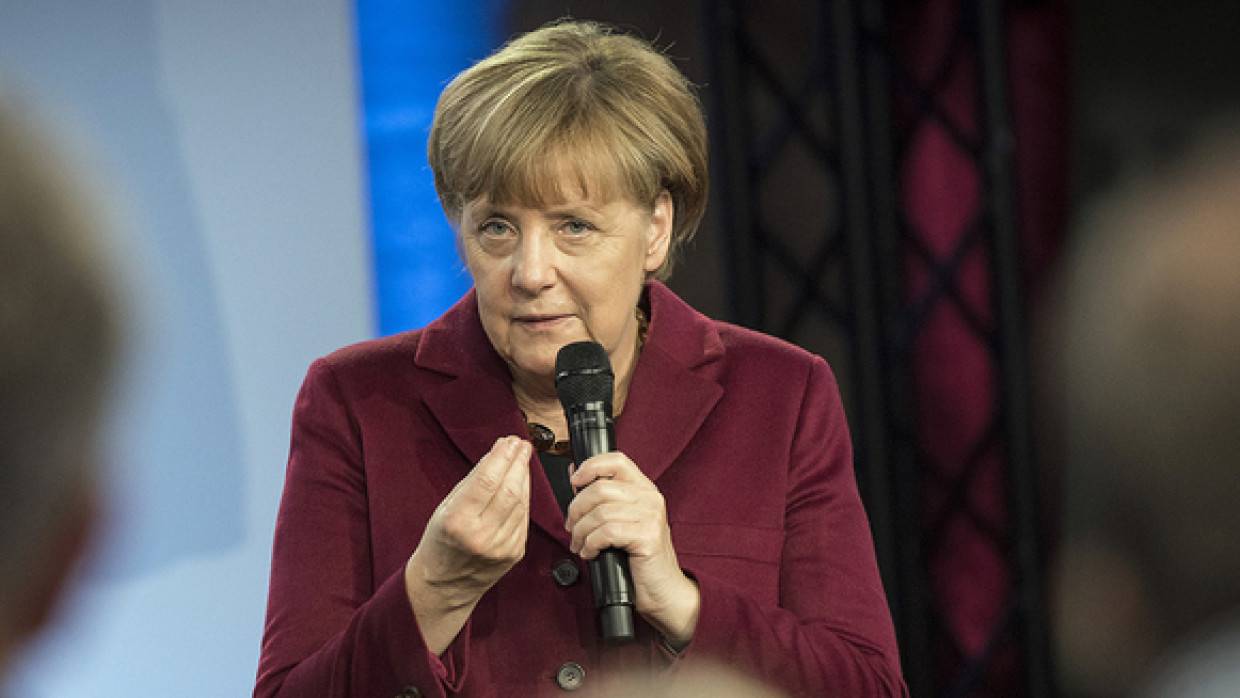 Меркель предпочла уйти с поста канцлера ФРГ под рок-хит певицы Нины Хаген
