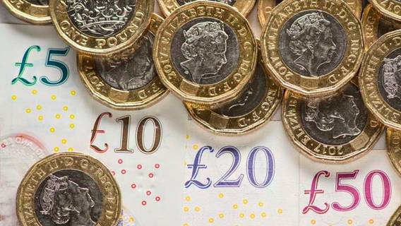 Инфляция в Великобритании достигла 10,1% - максимального значения за 40 лет