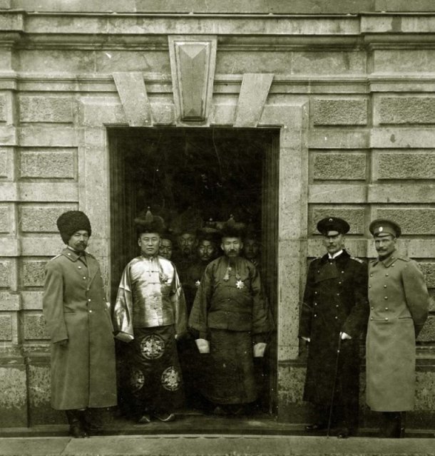 Прямой потомок Чингисхана Тугс-Очирын Намнансурэн в Санкт-Петербурге, ноябрь 1913 года. история, люди, мир, фото