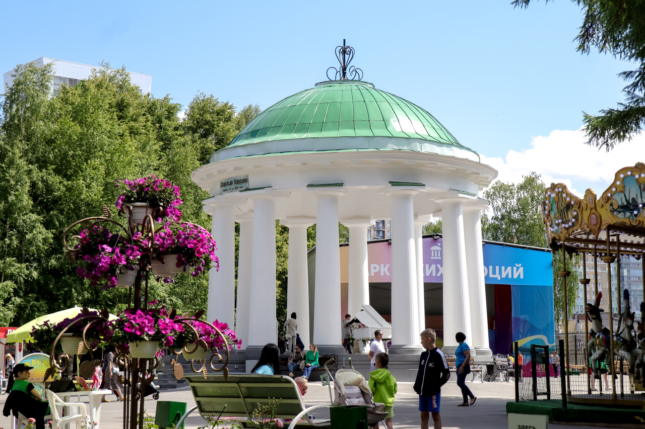 «Ломать не строить»: власти Перми планируют снести главную сцену в парке Горького