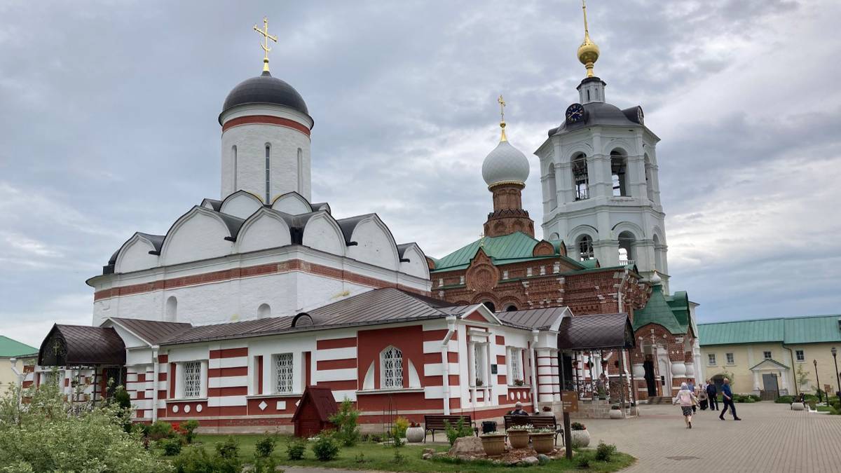 Колокольня Ивана Грозного: за душевным покоем поезжайте в Николо-Пешношский монастырь и Медвежью пустынь