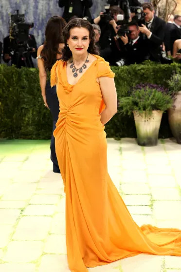 Met Gala — 2026: Кэти Перри, Сергей Брин с возлюбленной, Doja Cat, Лена Данэм на красной дорожке Николь, Кидман, Герелин, возлюбленной, Метрополитенмузее, Уильямс, Vogue, ПерриКэти, Винтур, Санчес, актриса, Лорен, НьюЙорке, благотворительный, вечера, проходит, Винус, Джефф, Безос, планеты