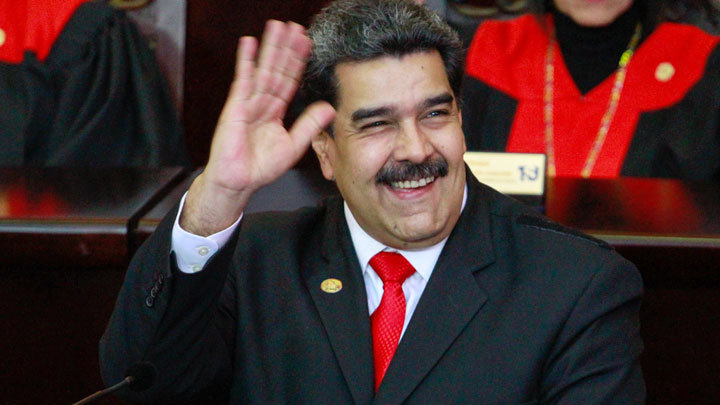 Троллинг 80 lvl : Главный в США по Венесуэле купился на розыгрыш пранкеров из России Троллинг 80 lvl : Главный в США по Венесуэле купился на розыгрыш пранкеров из России Война и мир