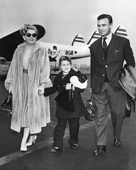 «Кардашьяны» прошлого века: 19 мужей  на троих сестер Габор заморские звезды,красота,развлечение,шоу,шоубиz,шоубиз