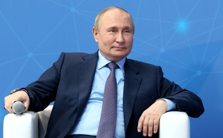 «Это наш газ»: Путин напомнил Европе, кто ее обеспечивает топливом Политика