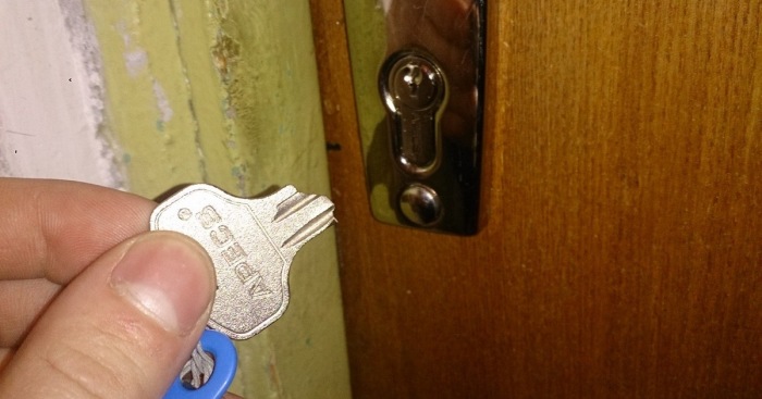 Простые способы извлечь сломанный ключ из замка