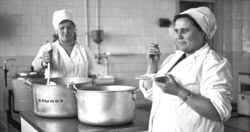 8 самых ужасных блюд эпохи СССР - актуальные новости по теме Столовая на Toplenta