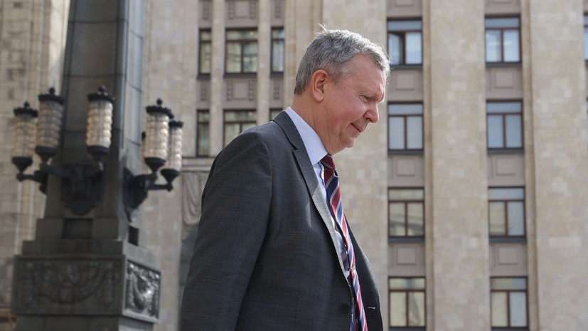 Диппредставительство Эстонии в Москве подтвердило, что посол покинул Москву