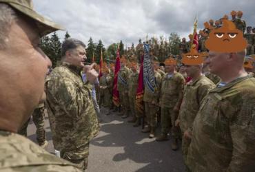 У украинских десантников забирают их голубіе береті