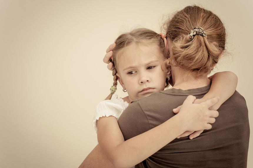 7 ошибок воспитания, из-за которых ваш ребенок вырастет тревожным