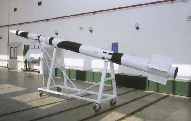 Military Watch Magazine: РСЗО «Полонез» для российской армии Military Watch Magazine: РСЗО «Полонез» для российской армии оружие