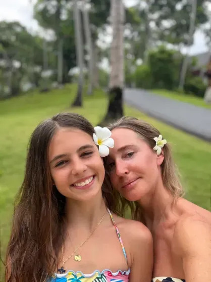 Круизы, бикини и выставки: где и как отдыхают Ксения Собчак, Кристина Романова с детьми, Виктория Лопырёва, Екатерина Климова и жена миллионера Инесса Шевчук Мухина, Ирина, дочерьюЕкатерина, Елена, Самойлова, Шевчук, Климова, Бондаренко, дочерьми, гуляет, Доронина, Инессы, Ксения, ШевчукФото, Кристина, Романова, ШевчукИнесса, Оксана, Расковалова, РомановаКристина