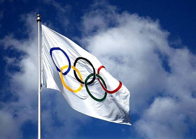Решение по флагу России на закрытии Олимпиады ожидается после хоккейного финала