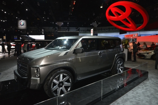 Самый странный внедорожник-минивэн от Тойота на автосалоне в Лос-Анджелесе Самый странный внедорожник-минивэн от Тойота на автосалоне в Лос-Анджелесе tj cruiser