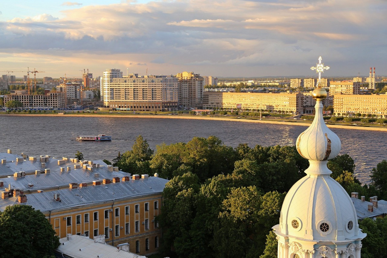 смольный дворец санкт петербург