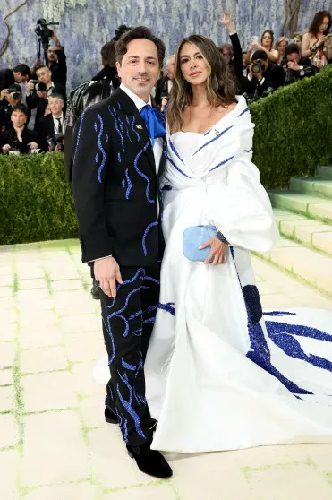 Met Gala — 2026: Кэти Перри, Сергей Брин с возлюбленной, Doja Cat, Лена Данэм на красной дорожке Николь, Кидман, Герелин, возлюбленной, Метрополитенмузее, Уильямс, Vogue, ПерриКэти, Винтур, Санчес, актриса, Лорен, НьюЙорке, благотворительный, вечера, проходит, Винус, Джефф, Безос, планеты