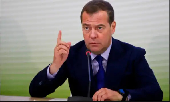 Медведев перечислил «грехи России» и назвал западных политиков «импотентами»...