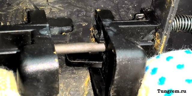 Как я починил бардачок Lada Kalina