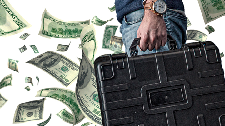 Деньги бегут из России. Политика "открытых дверей" оказалась политикой "проходного двора"